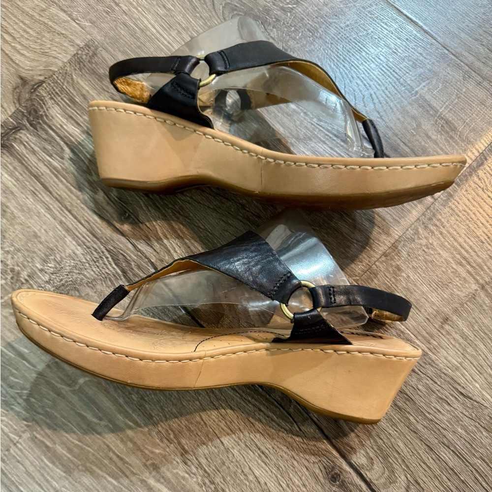 Born Black/Tan Leather Thong Wedge Women's Sandals Size 9 / 40.5 - Picture 2 of 14